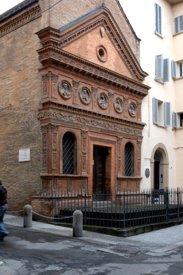 L'Oratorio dello Spirito Santo e l'adiacente Palazzo Zambeccari (Bologna, via Val d'Aposa)