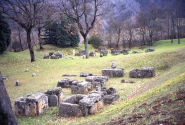 Veduta della necropoli est della citt Etrusca di Marzabotto