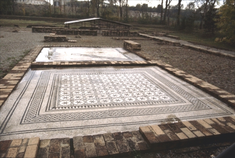 Gli splendidi mosaici nella villa romana di Russi