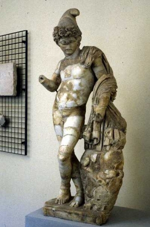 Statua di Attis proveniente dal santuario delle divinit orientali (II sec. d.C.) Museo Archeologico Nazionale di Sarsina